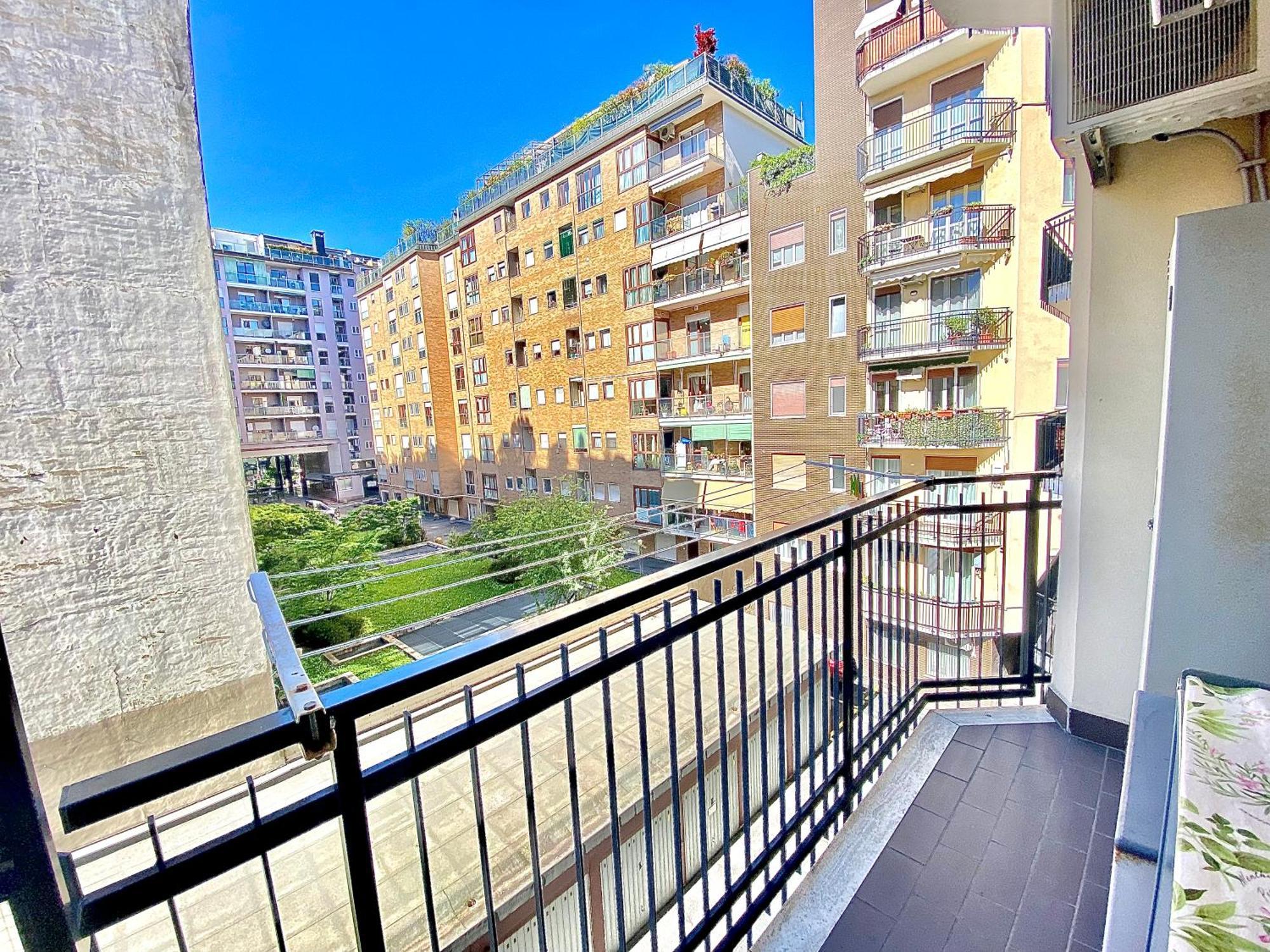 Beada Home, A Pochi Passi Dal Centro Storico Milano E Navigli, Con Fermata Metropolitana Sotto Casa Extérieur photo
